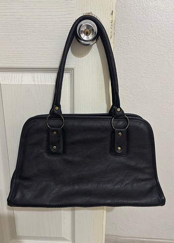 Siyah Deri Kadın Çanta - Görsel 3
