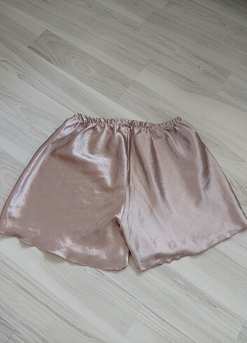 l Beden Saten Pijama Takımı
