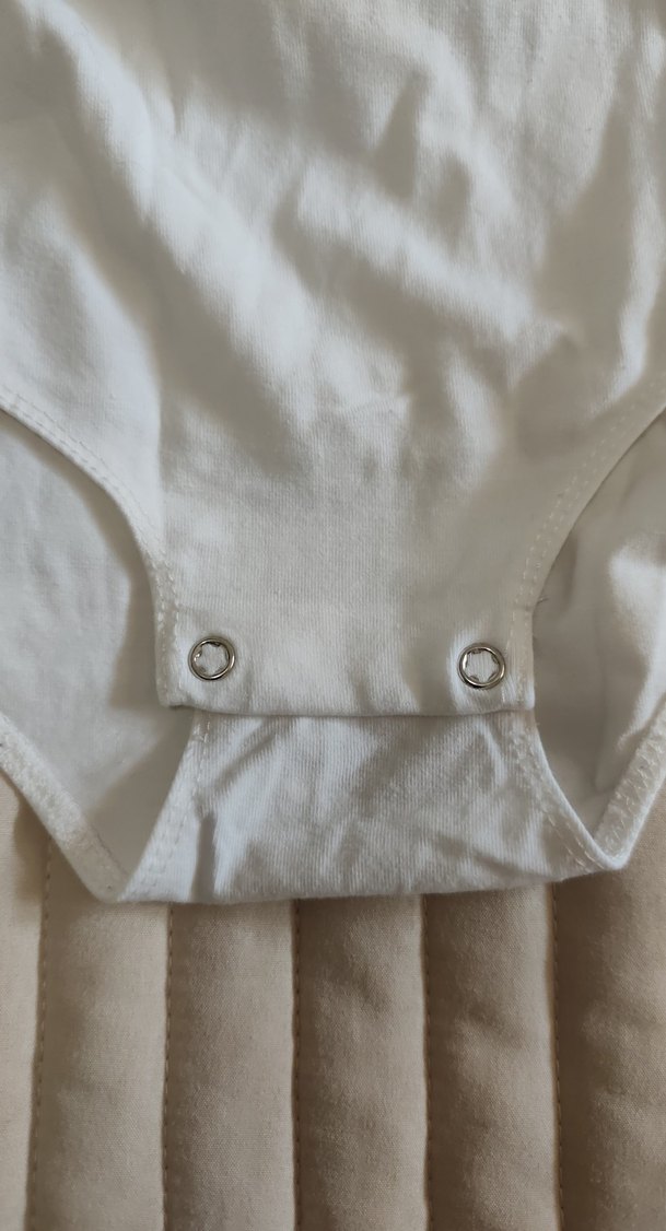 Kız Çocuk Beyaz Dantel Detaylı V Yakalı Bluz - Görsel 3