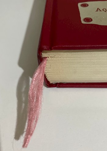  Beden Renk Rüzgara Dokunmak serisi - K. Kübra Berk