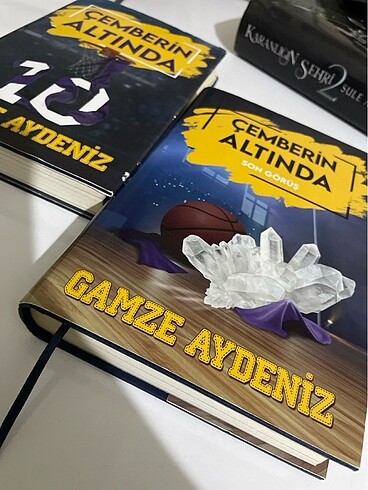 Gamze Aydeniz Çemberin Altında