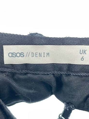 36 Beden siyah Renk Asos Askılı %70 İndirimli.