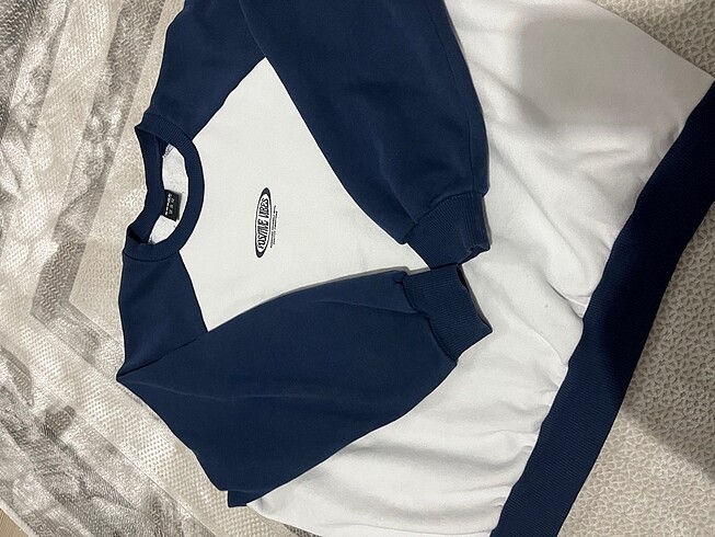 xs Beden lacivert Renk defacto oversize sweatshirt
