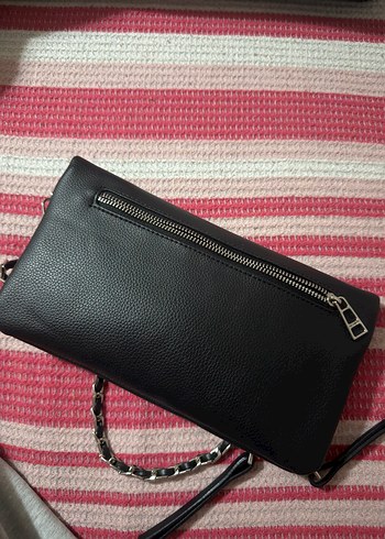 Siyah çanta - Görsel 2