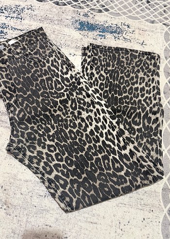 Leopar Desenli Kadın Pantolon - Görsel 3