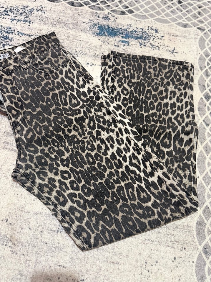 Leopar Desenli Kadın Pantolon - Görsel 3