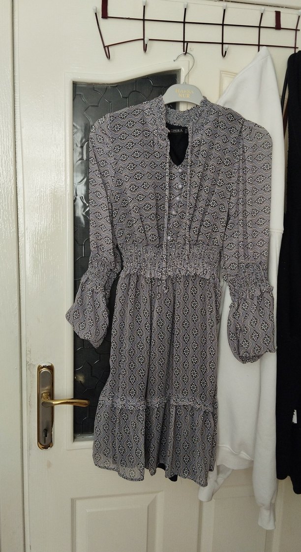 Gri Desenli elbise - Görsel 3