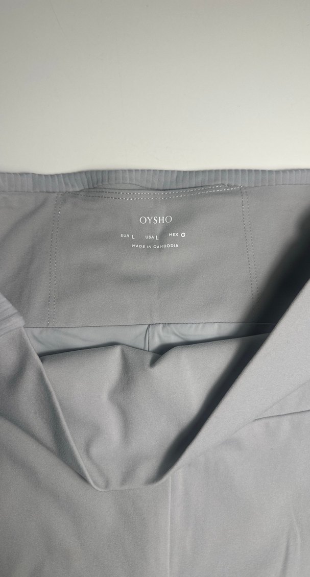 Oysho Gri Midi Spor Şortu - Görsel 2