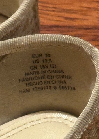 Kız Çocuk Somon Rengi Nakışlı Fiyonk Detaylı Babet - Görsel 4