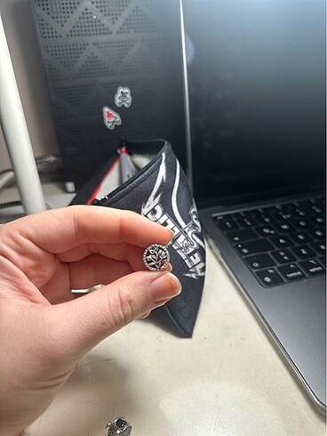 Pandora Pandora charm