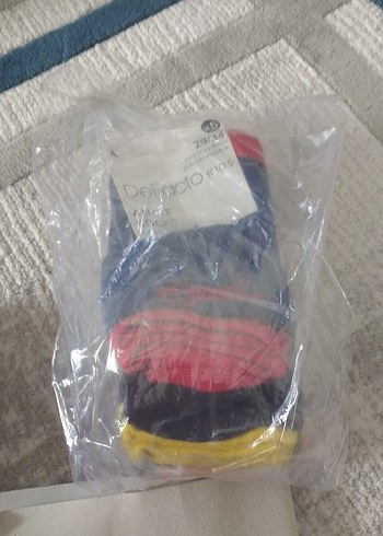 Erkek Çocuk Renkli Bilek Çorap Seti - Görsel 2