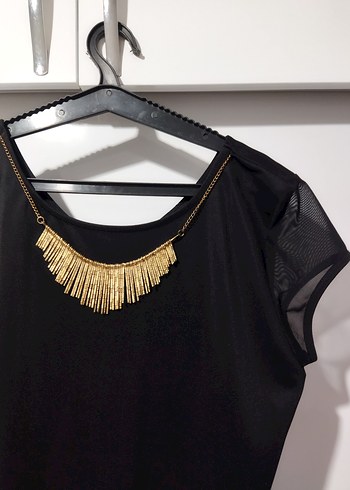 Siyah Kısa Kollu Kolye Detaylı Elbise - Görsel 5