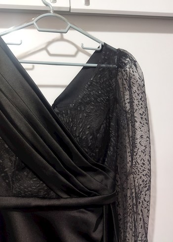 Siyah Drapeli Uzun Kadın Abiye Elbise - Görsel 3