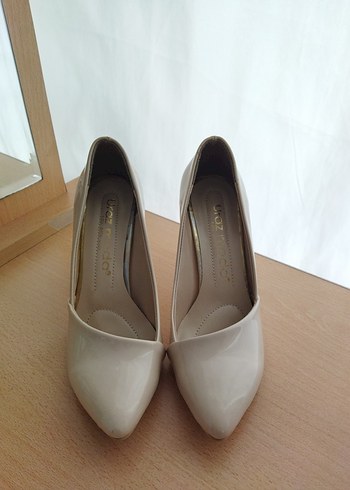 Bej Minimalist Stiletto Topuklu Kadın Ayakkabı - Görsel 2