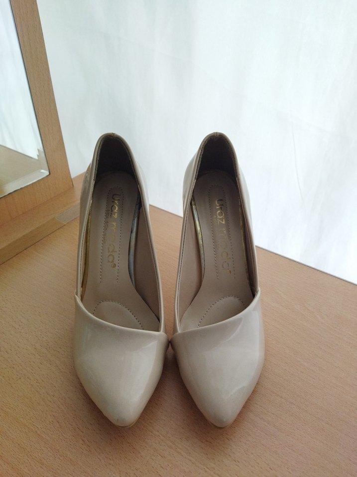 Bej Minimalist Stiletto Topuklu Kadın Ayakkabı - Görsel 2