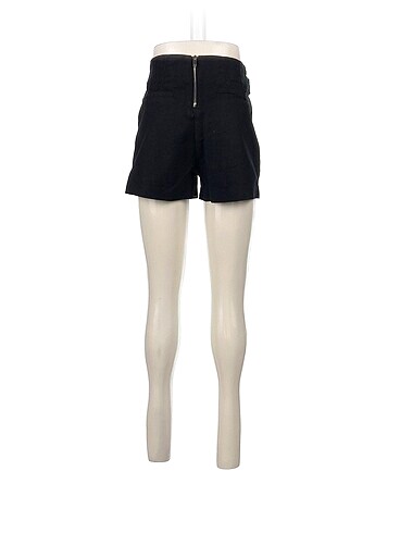 32 Beden Bershka Mini Şort %70 İndirimli.