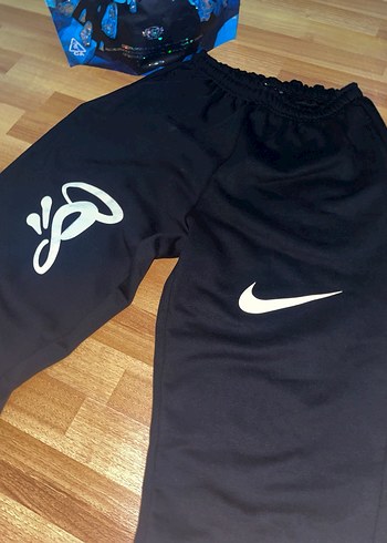 Syna x Nike Baggy Jogger - Görsel 3