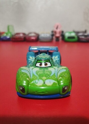 4 pixar cars 