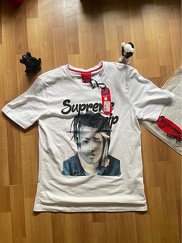 supreme grip tee