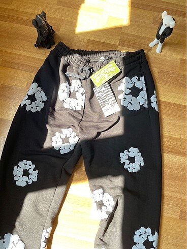 l Beden siyah Renk denim tears jogger