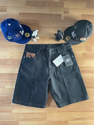 corteiz c-star denim short