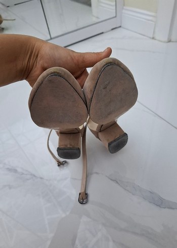 Bej Süet Stiletto Tokalı Kadın Topuklu Ayakkabı - Görsel 4