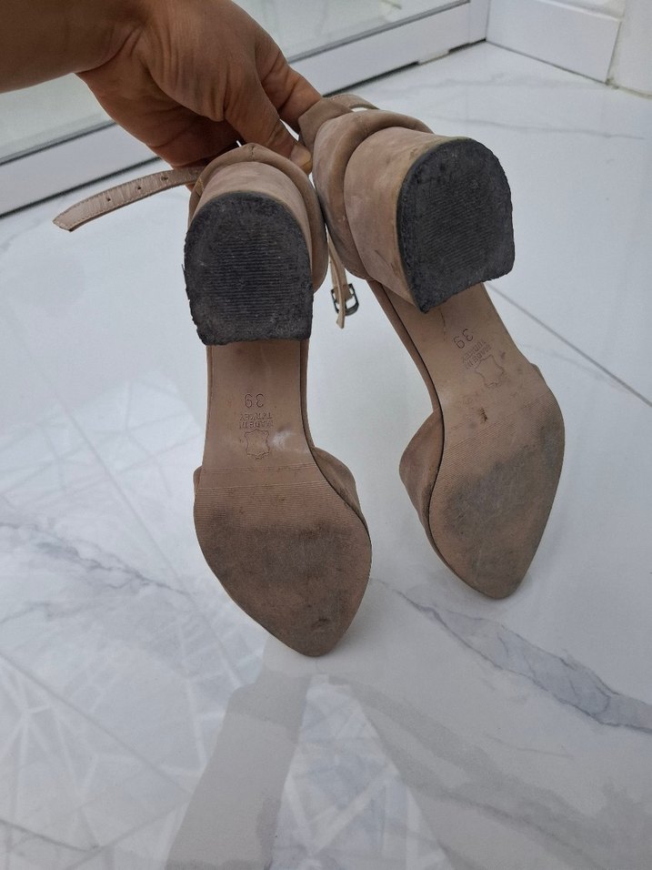 Bej Süet Stiletto Tokalı Kadın Topuklu Ayakkabı - Görsel 3