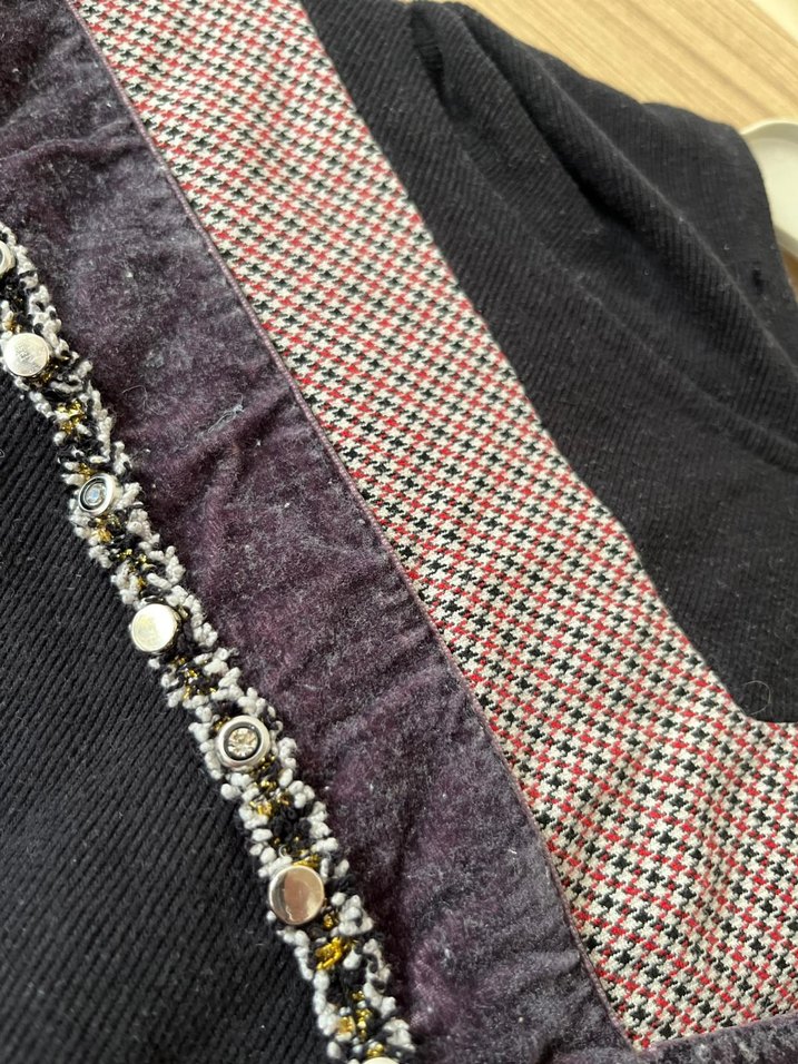 V Yaka Nakışlı Kadın Triko Sweatshirt - Görsel 3