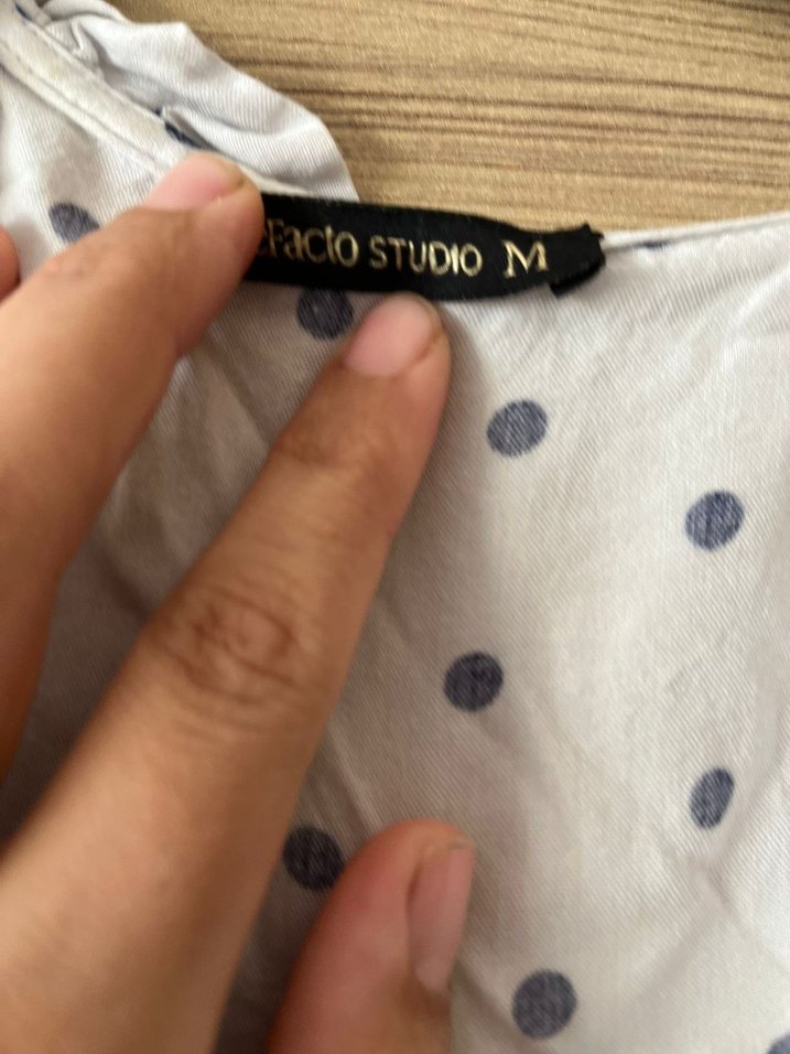 Uzun Kollu Beyaz Puantiyeli Hamile Bluzu - Görsel 2