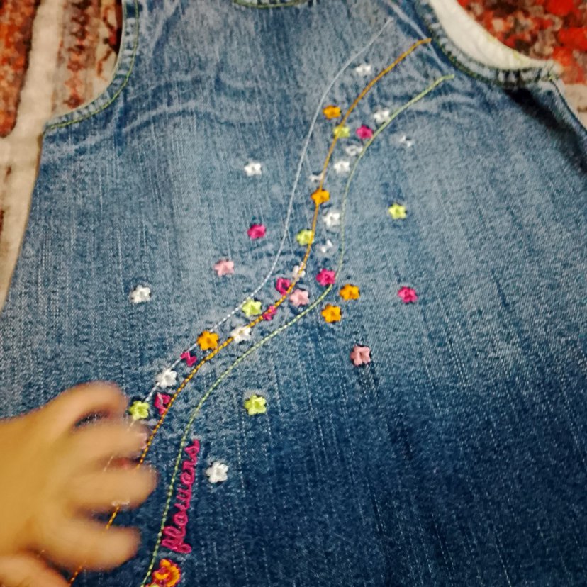 Renkli İşlemeli Kot Kız Elbisesi - Görsel 2