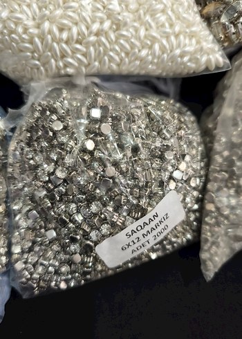 gümüş renkli el işi boncukları çok çeşit Süslemeleri - Görsel 18