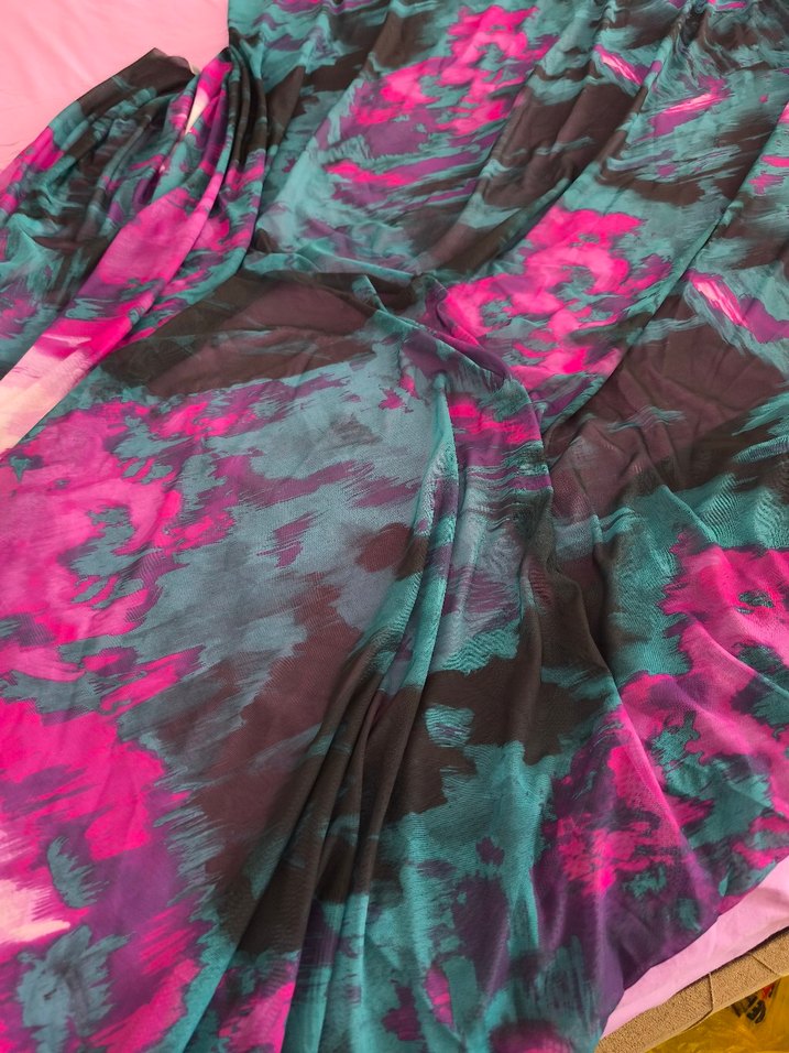 Pembe ve Koyu Renkli İpeksi Bohem Fular tül kumaş - Görsel 5