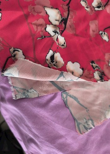 Parlak Kırmızı Çiçekli Kadın Fular - Görsel 12