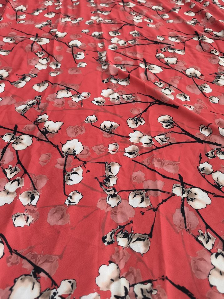 Parlak Kırmızı Çiçekli Kadın Fular - Görsel 4