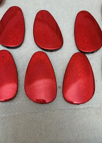 Kırmızı Parlak Damla - Görsel 2