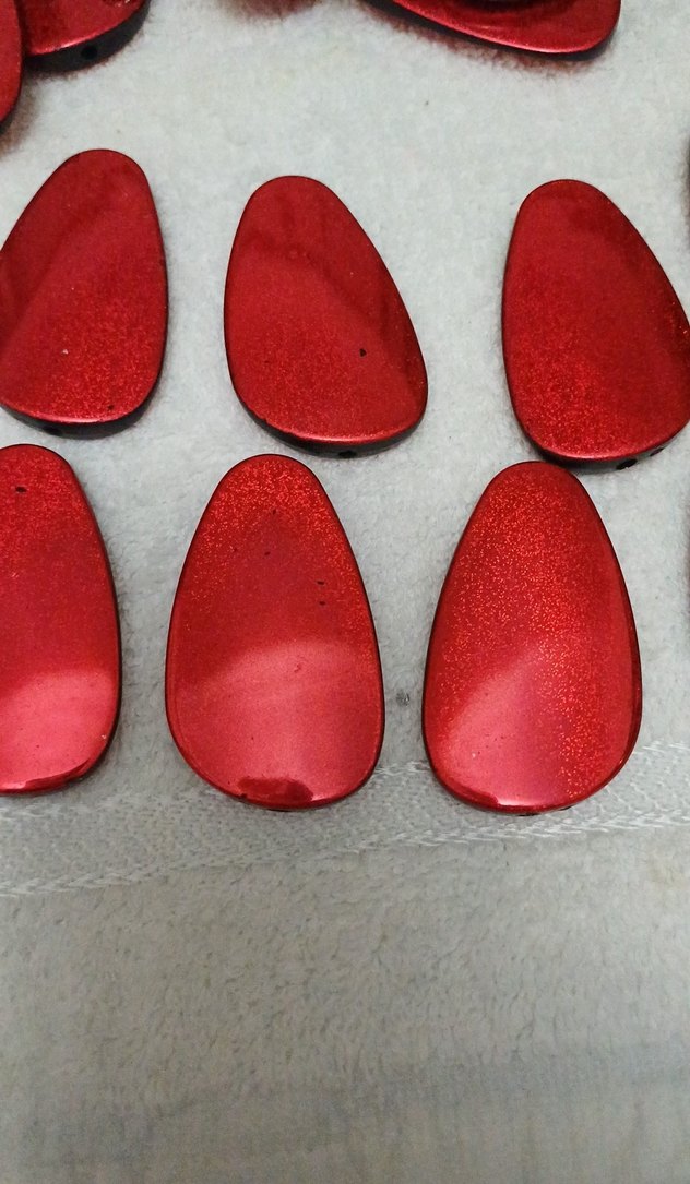 Kırmızı Parlak Damla - Görsel 2