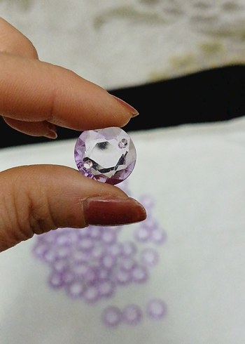 Mor Parlak  delikli dekor süsleme - Görsel 4