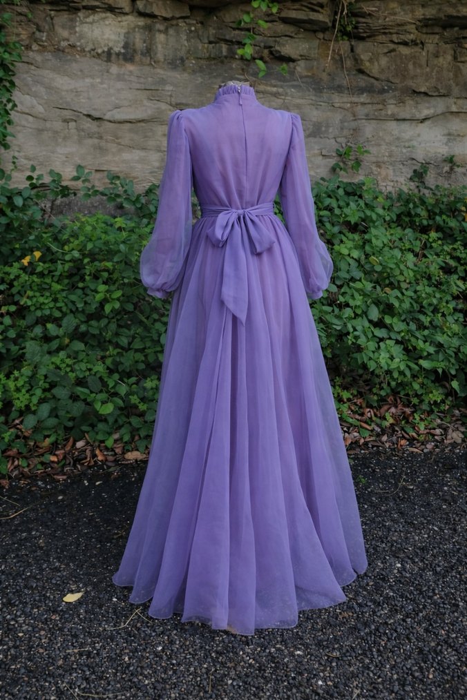 Uzun Mor Drapeli Kadın abiye - Görsel 2