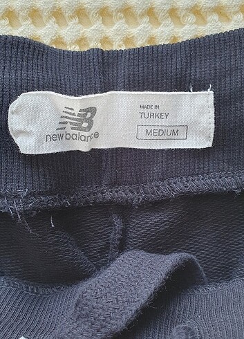 m Beden New Balance eşofman altı