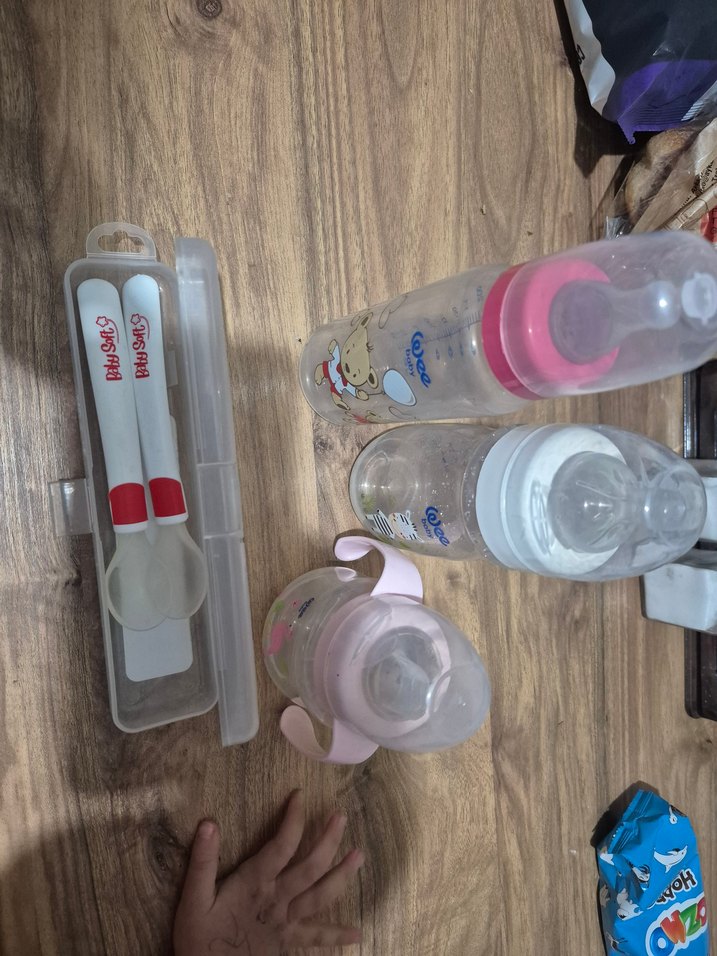 Bebek Biberon Seti ve Kaşıklar - Görsel 2