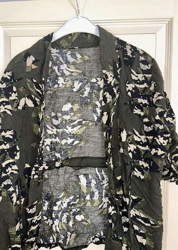 Kadın Kamuflaj Desenli Keten Midi Kimono