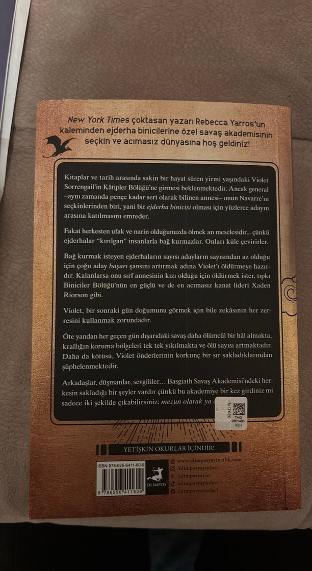 Dördüncü Kanat - Rebecca Yarros - Görsel 2