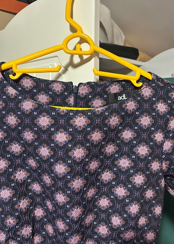 Çiçek Desenli Kısa Kollu Elbise - Görsel 2