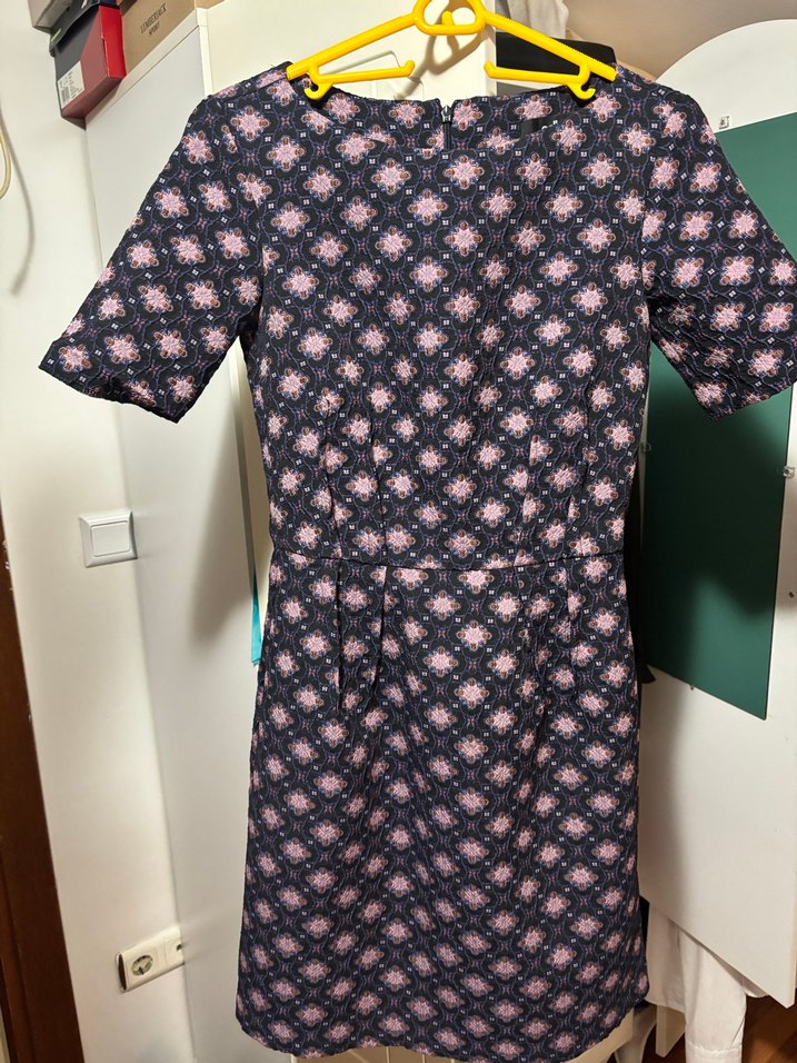 Çiçek Desenli Kısa Kollu Elbise - Görsel 3