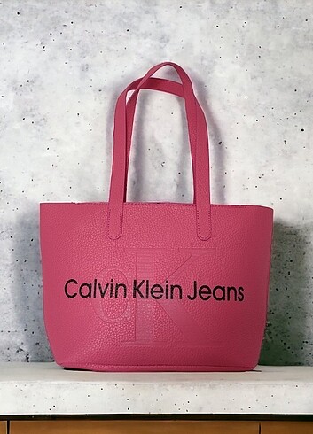  Beden Calvin Klein Jeans pembe çanta