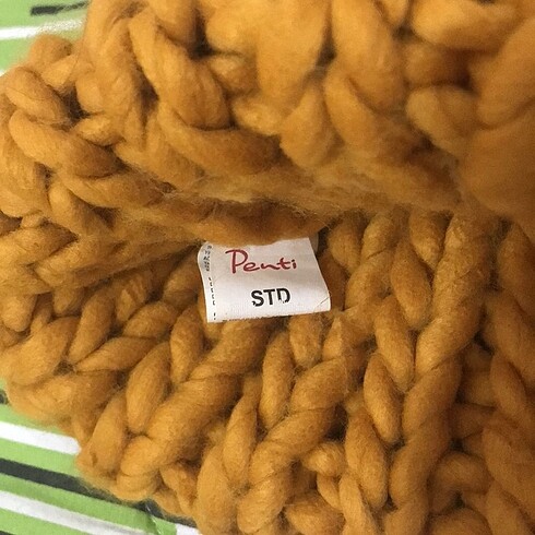 Beden kalin ip örgü bere