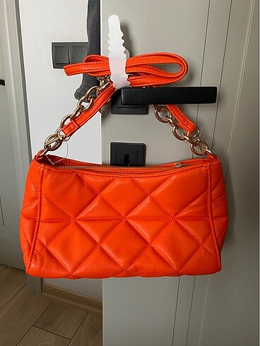 Bershka Hiç kullanılmadı sıfır