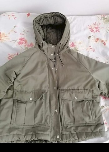 Pull&Bear Pull and Bear Haki Kapusonlu Mont Şişme Mont