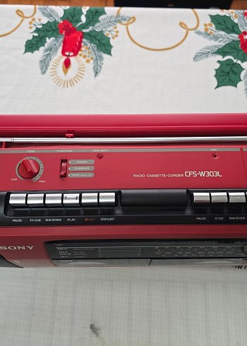 Sony Kırmızı Renkli Müzik Sistemi - Görsel 5