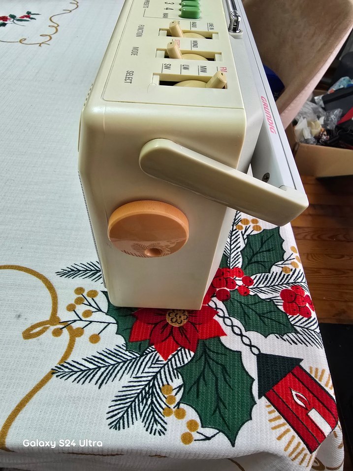 Grundig Kaset Çalar Radyo - Görsel 3